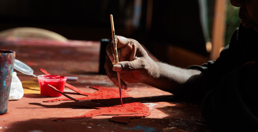 Visiting Warlukurlangu Artists This Reconciliation Week