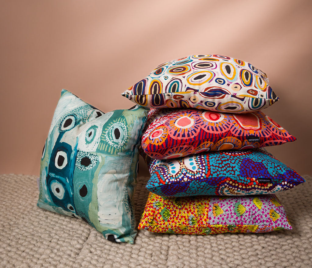Daisy Moss Cushion Cover